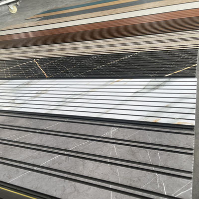 वाटरप्रूफ फायरप्रूफ पीवीसी वॉल पैनल हल्का वजन आसान स्थापना इंटीरियर एक्सटीरियर वॉल बोर्ड बाथरूम किचन लिविंग रूम के लिए