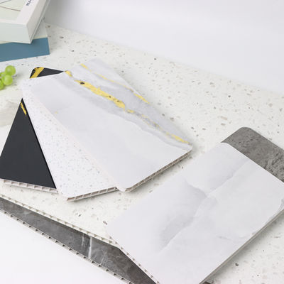 पर्यावरण के अनुकूल वाटरप्रूफ पीवीसी शावर वॉल पैनल आसान साफ सतह