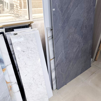 गीले क्षेत्र की दीवार को कवर करने के लिए प्रीमियम वाटरप्रूफ पीवीसी शावर वॉल पैनल