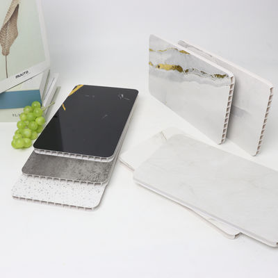 थोक आपूर्ति 1000x2400 मिमी निर्माण परियोजना के लिए पीवीसी शॉवर दीवार पैनल