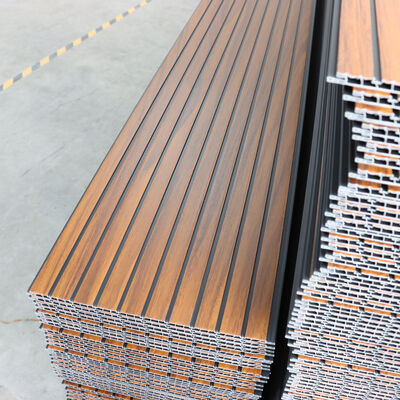 रेस्तरां, अस्पतालों, प्रयोगशालाओं में प्रयुक्त बेहतर नमी सड़न प्रतिरोधी पीवीसी फ्लूटेड वॉल पैनल