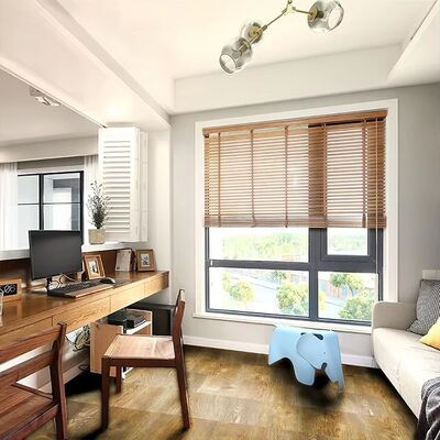 उच्च गुणवत्ता वाले लक्ज़री एसपीसी विनाइल प्लैंक फ़्लोरिंग एसपीसी फ़्लोरिंग ग्लॉसी पिसो फ्लोटेंटे