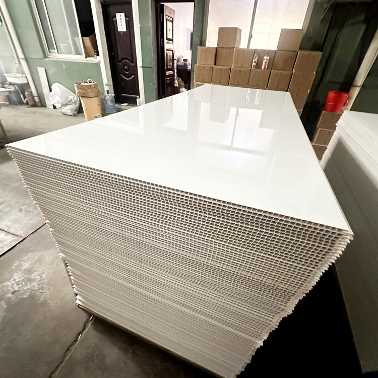 बाथरूम सजावट के लिए जलरोधक आसान स्थापना पीवीसी शॉवर दीवार पैनल